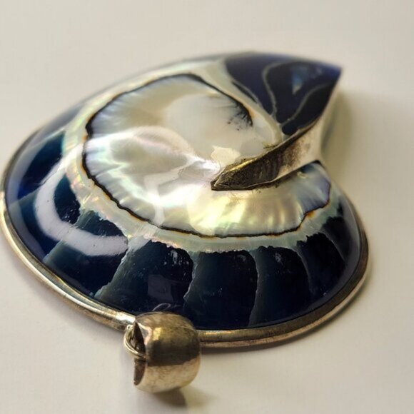 Nautilus Shell Pendant with 925 Sterling Silver Blue Shell Pendant - Picture 3 of 16